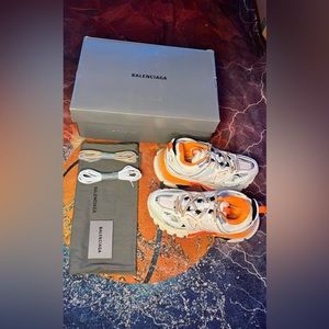 Meet your Posher, Goaty